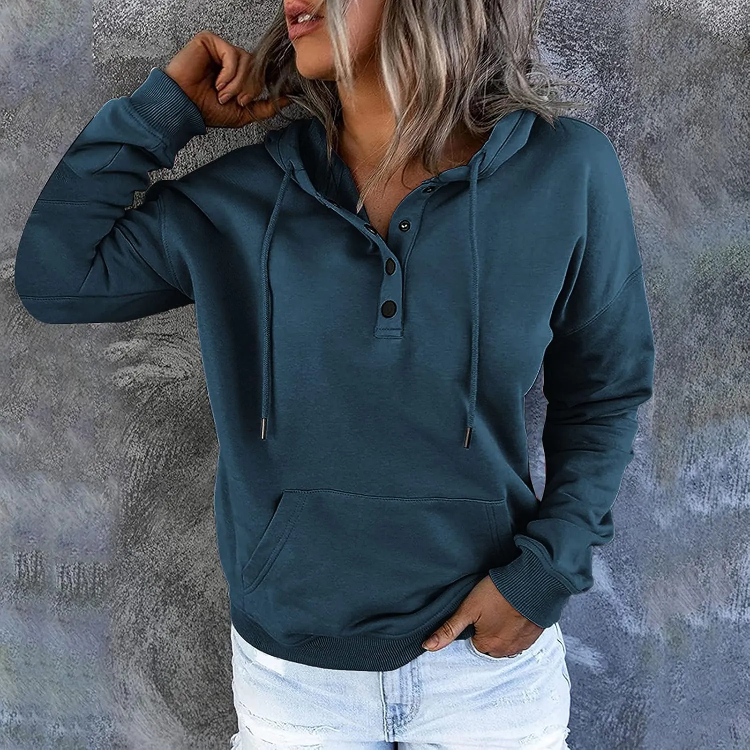 GIERIDUC Womens Sweatshirt Casual Lapel Collar Long Sleeve Henley Button V Neck Loose Pullover 2024 Trendy Fall Outfits Tops