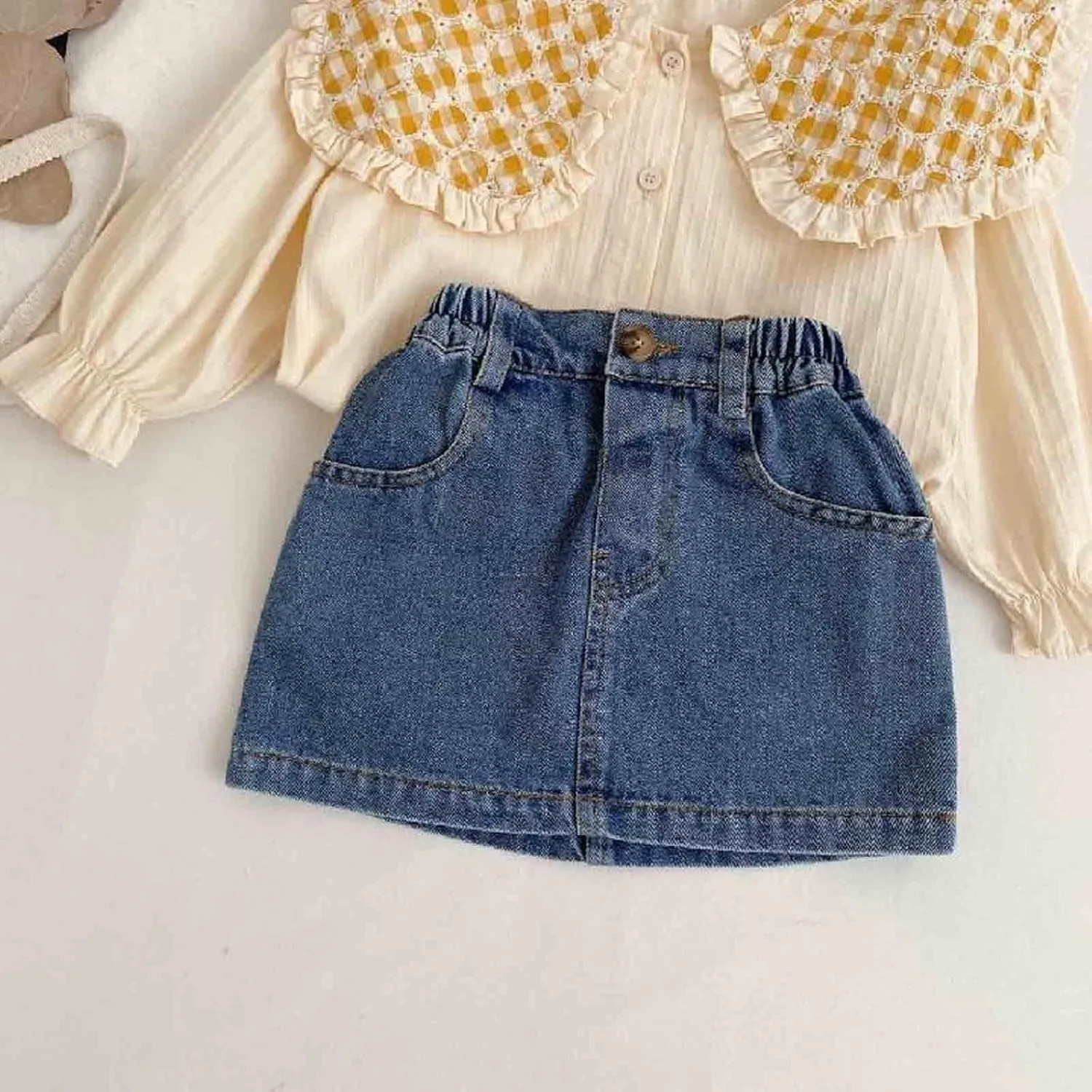 Girls Jean Shorts Star Applique High Waist Straight Leg Cute Summer Y2K Denim Shorts Casual Kids Streetwear with Pockets