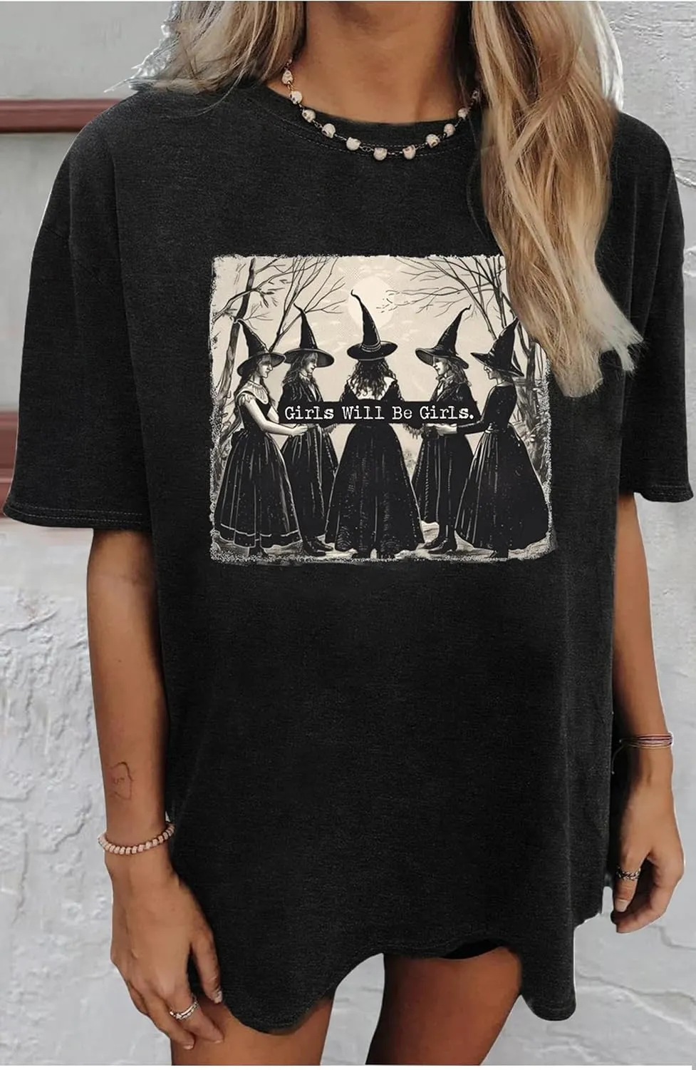 Halloween Oversized T Shirts for Women Cute Ghost Face Shirts Fall Pumpkin Spice Graphic Tshirts Casual Fitted Tees Tops