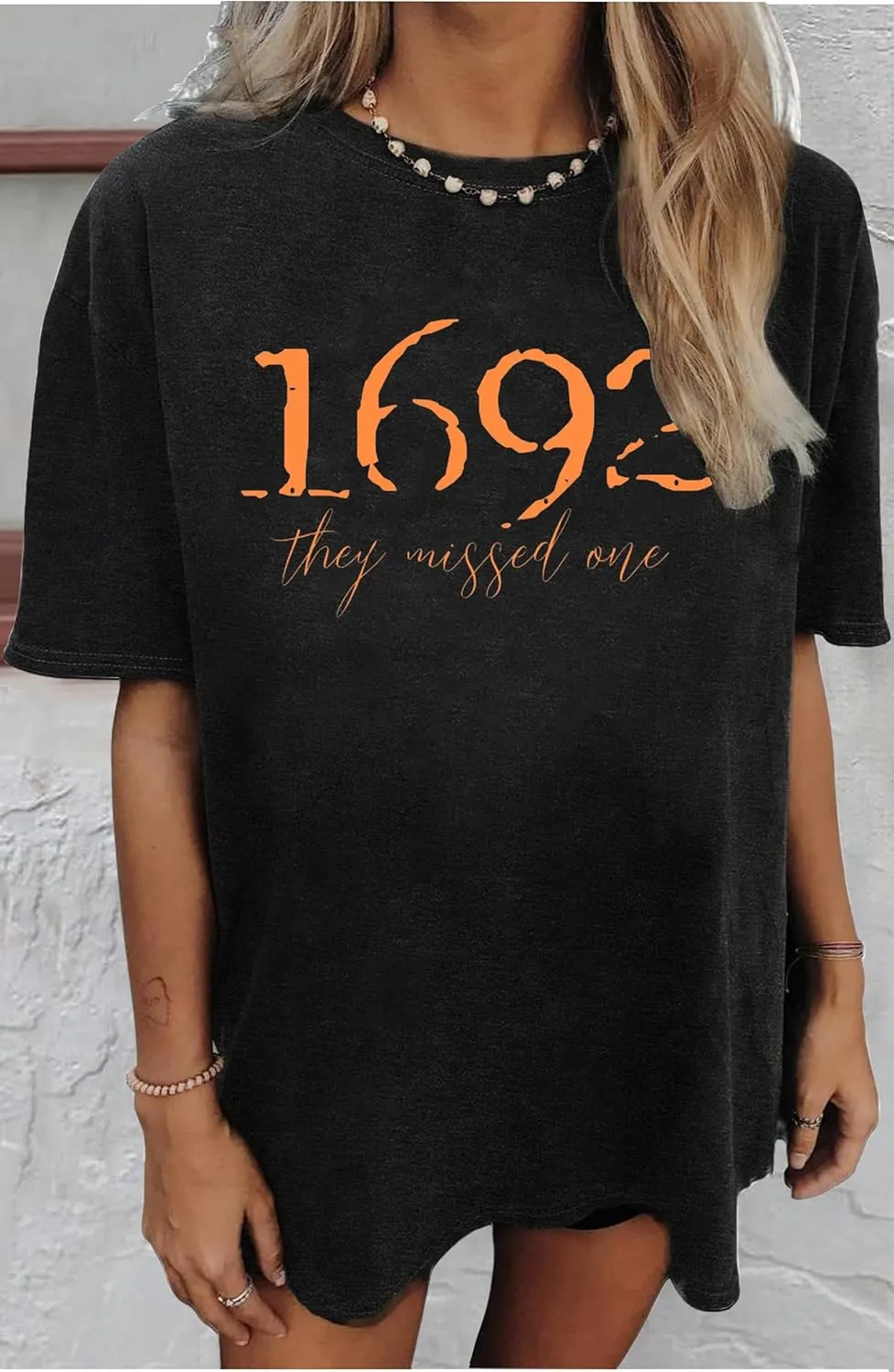 Halloween Oversized T Shirts for Women Cute Ghost Face Shirts Fall Pumpkin Spice Graphic Tshirts Casual Fitted Tees Tops