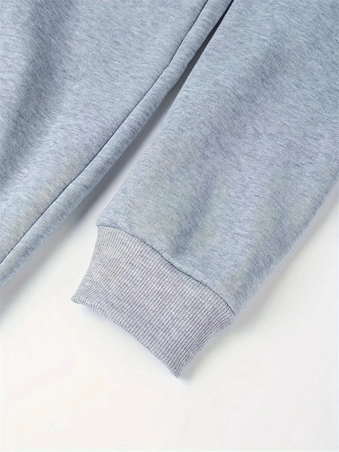 Men's Pullover Sweatshirts Hoodie Waterproof Zipper Sports Casual Sweater with Pocket Autumn Winter