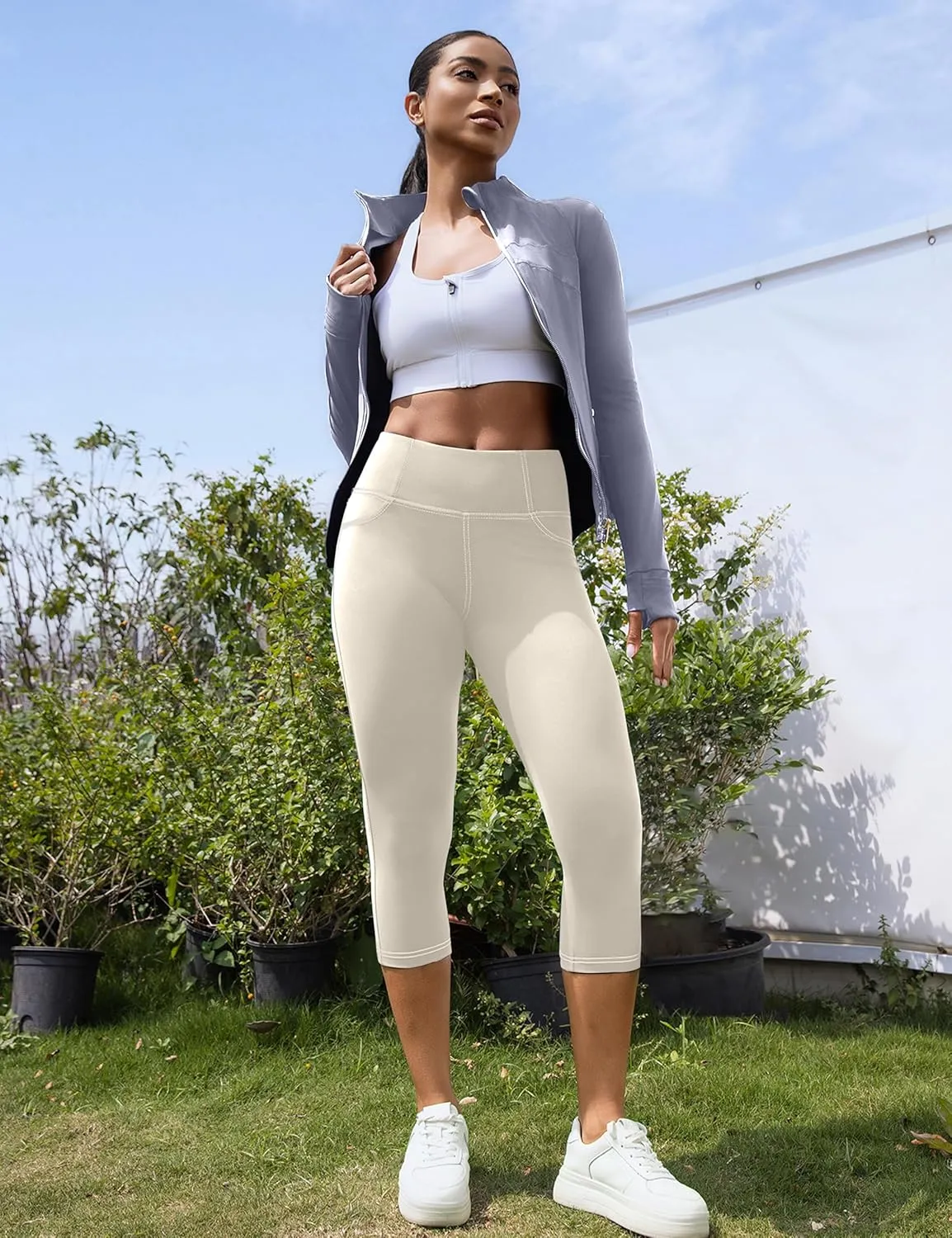 VOOVEEYA Capri Leggings for Women, High Waisted Yoga Pants with Back Pockets Crop Workout Capris Pants