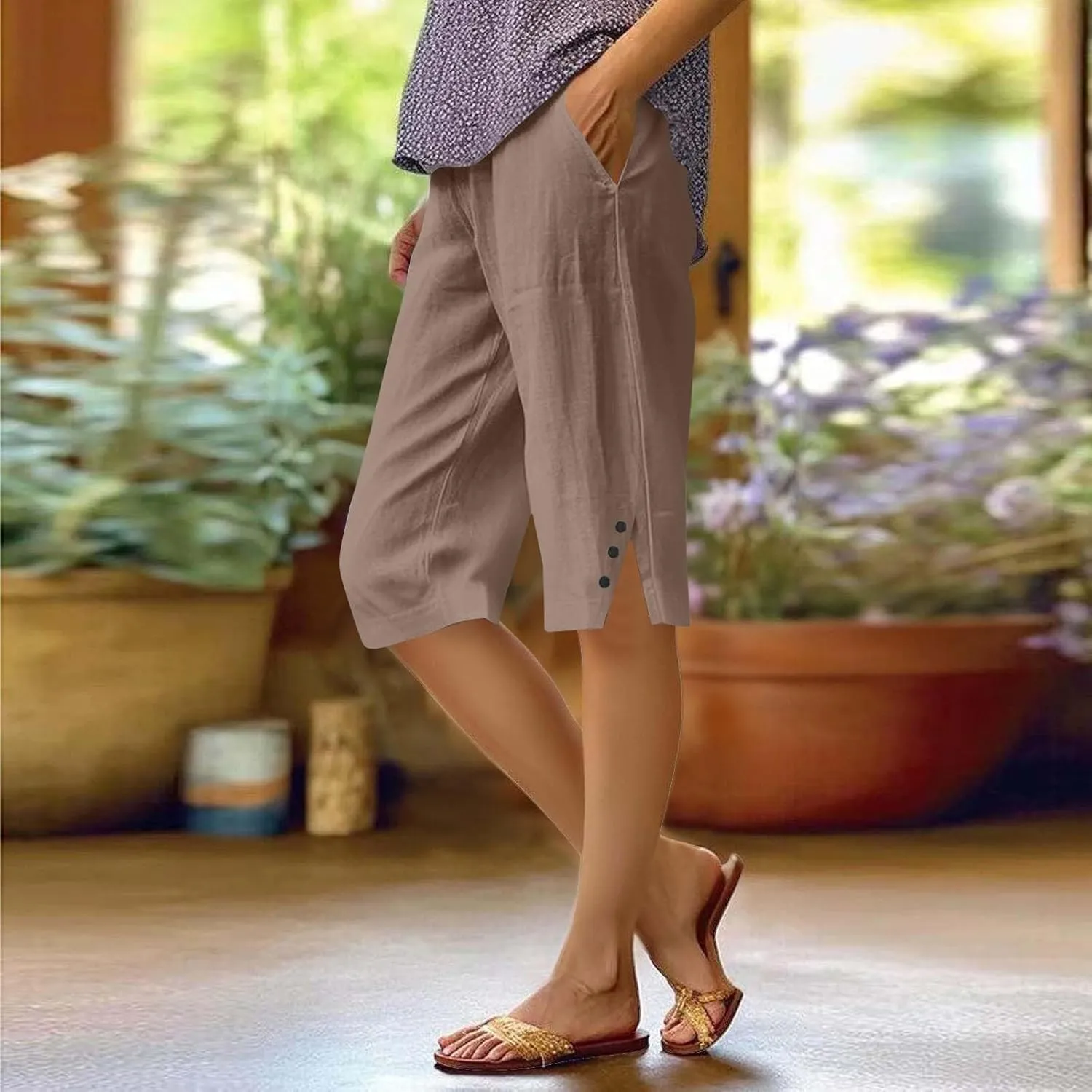 Womens Bermuda Shorts Cotton Linen Knee Length Elastic Waist Drawstring Capris Casual Beach Shorts with Pockets