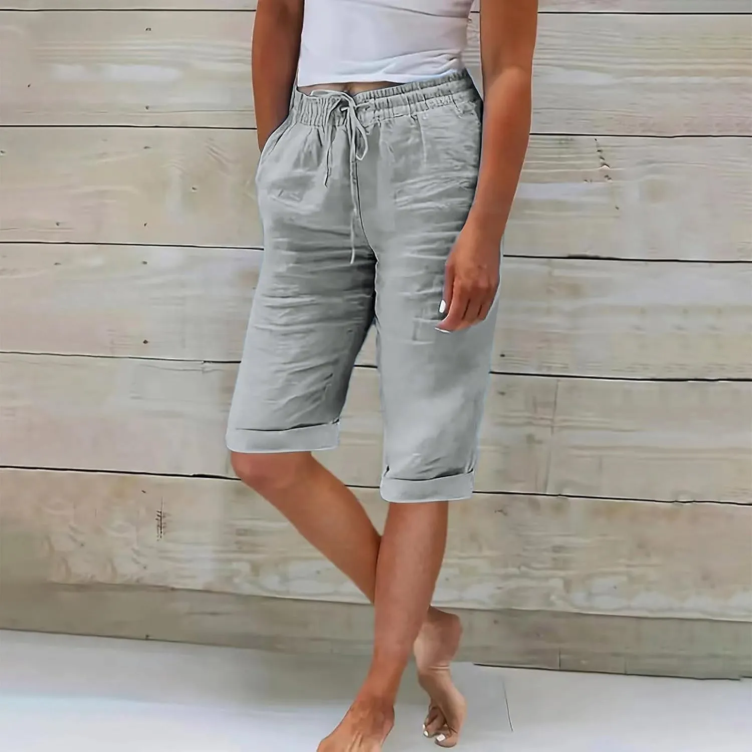 Women's Straight Leg Knee Length Shorts Capris Lightweight Quick Dry Sports Wide Legs Shorts for Summer Vacation