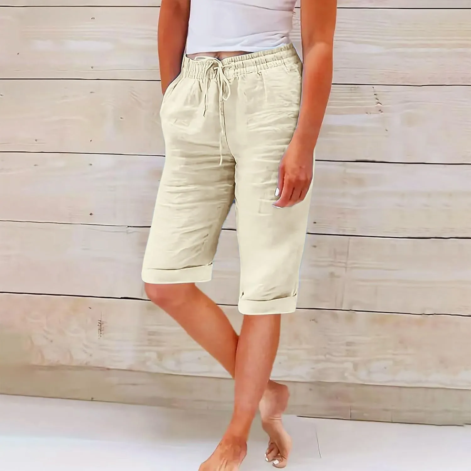 Women's Straight Leg Knee Length Shorts Capris Lightweight Quick Dry Sports Wide Legs Shorts for Summer Vacation