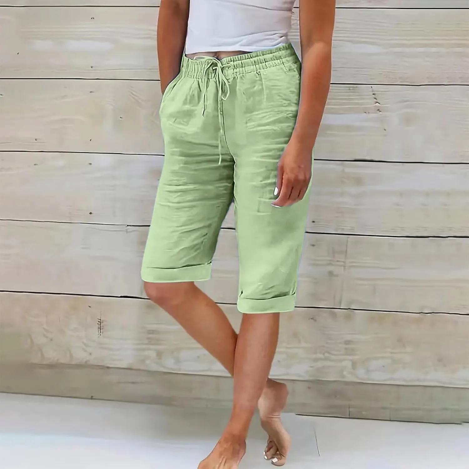 Women's Straight Leg Knee Length Shorts Capris Lightweight Quick Dry Sports Wide Legs Shorts for Summer Vacation