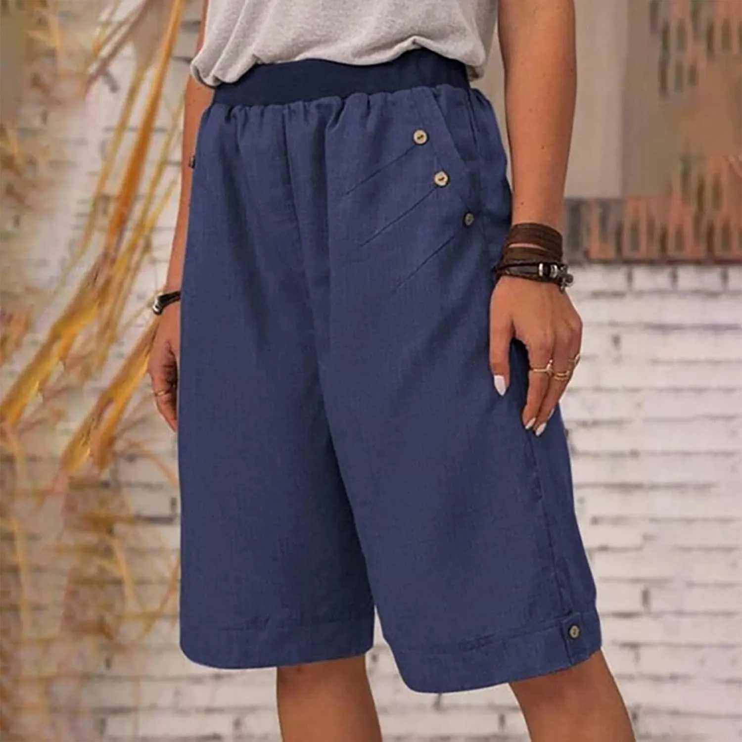 Womens Summer Knee Length Shorts Trendy 2024 High Waisted Cotton Linen Bermuda Shorts Loose Casual Shorts with Pocket